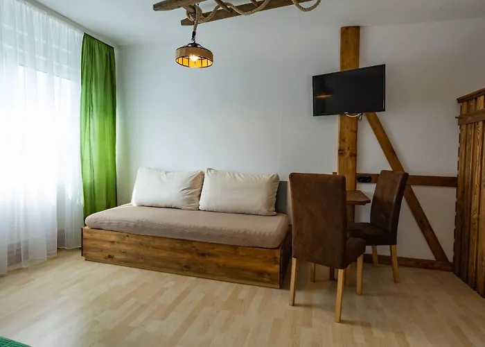 Die Gurkenscheune - Fruehstueckspension Bed & Breakfast 3*